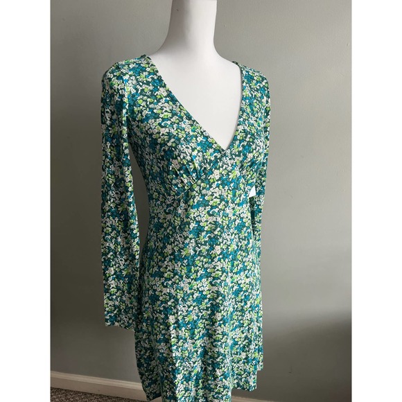 BP Green Floral Knit Dress Long Sleeve V neck Sheath Size M Earth Friendly NEW - Picture 3 of 12